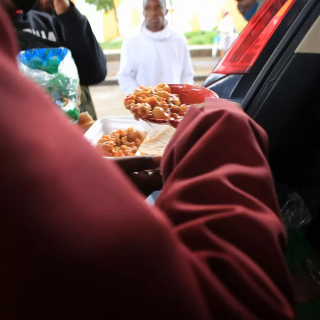 First Sunday of April we @themic.za & @kssinteractclub went out to give out a warm meal to abo